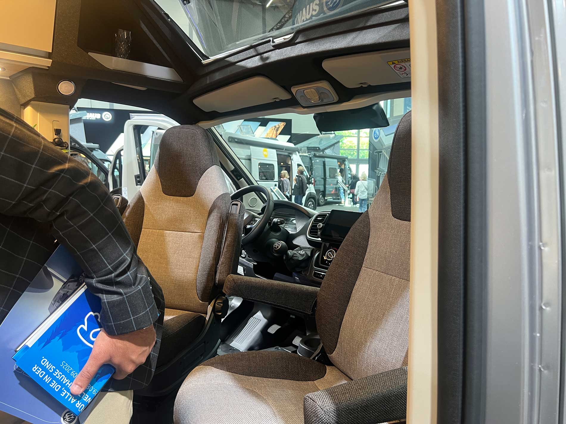 Caravan Salon 2025 — Van-Ausbau