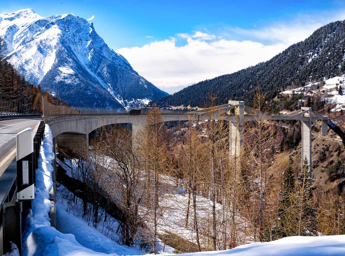 Alpine Crossing from Visp — Simplon Pass for Motorhomes & Campers