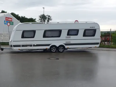 Dethleffs Snow Nomad FKR 730