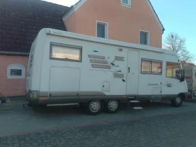 Hymer E700 Photo 2